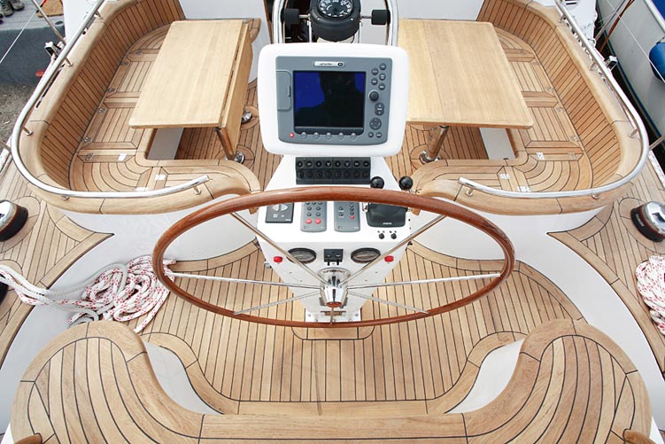 Conrad 66 photointerior03