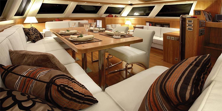Conrad 66 photointerior08